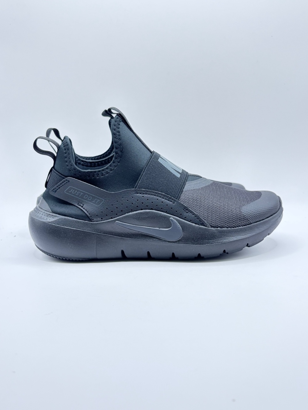 Nike Flex Runner 4 (GS) 4Y Triple‎ Black